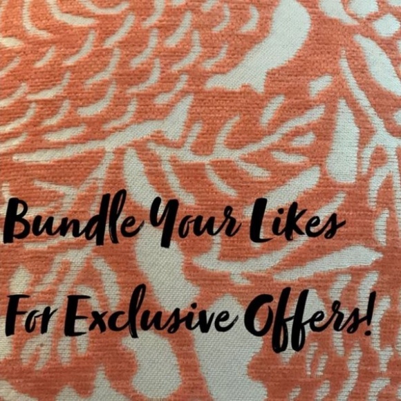 Roped Medium Hoop Earrings - Gold - Picture 2 of 4